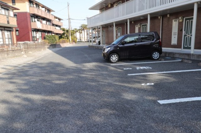 【駐車場】 | ニューライフつぶく３