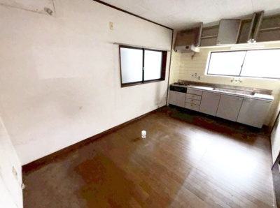 【キッチン】 | 尼崎市杭瀬寺島1丁目　中古戸建 | 阪神杭瀬駅徒歩8分。スーパー・コンビニなど生活施設が近隣にあり大変便利な立地