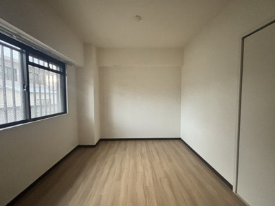 【洋室】 | エスポワール