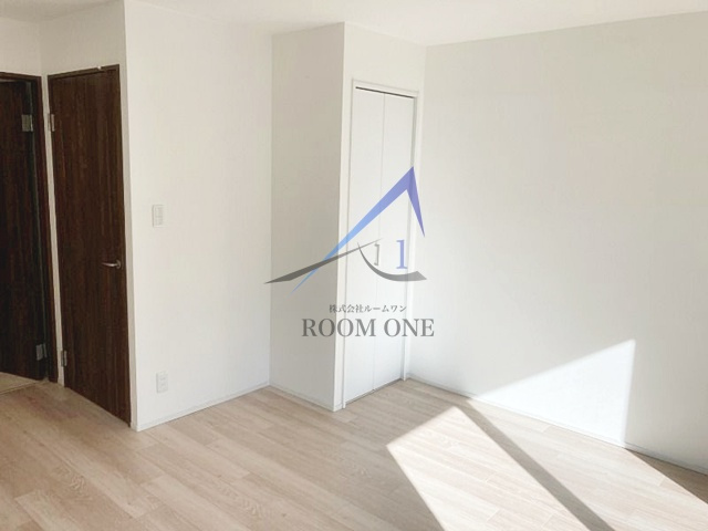 CREAL門前仲町の居間・リビング|洋室のお部屋です。