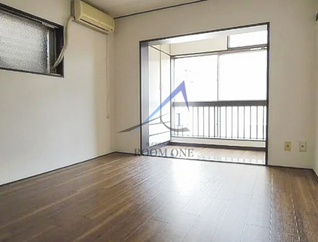 マンション上富士の居間・リビング|洋室のお部屋です。