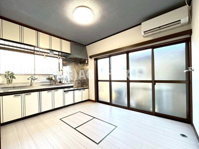 【キッチン】 | もみじと夕陽のテラス