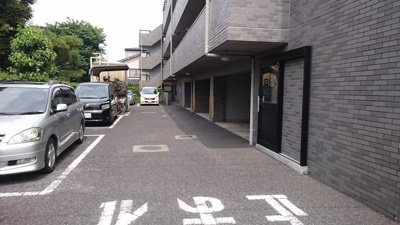 【駐車場】 | ラ・ルミエール