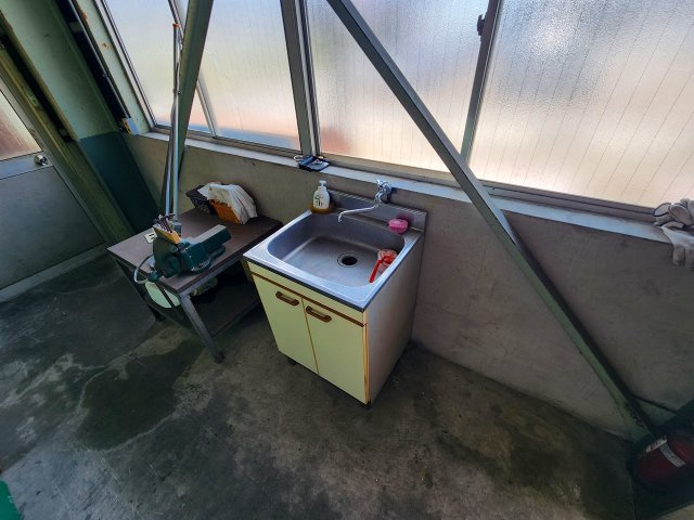刈谷市一色町3丁目　貸倉庫の内装|1階