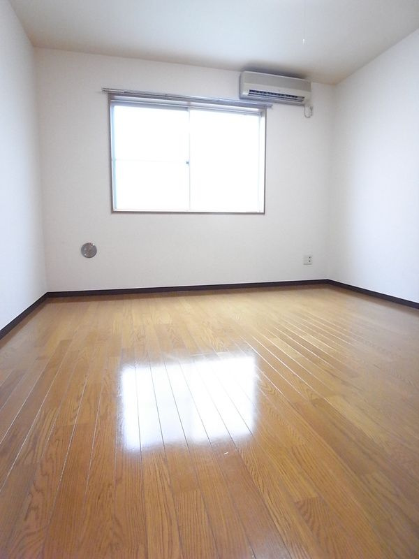 リリックコート翔の居間・リビング