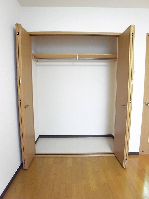 リリックコート翔の収納