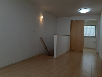 【洋室】 | サンセリテ | ゆったりした洋室です