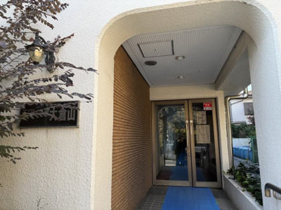 【エントランス】 | エクレール大倉山 | ゆとりのあるエントランスです