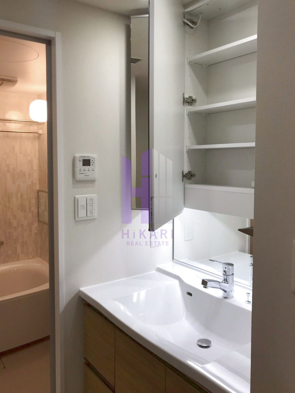 ユニハイム駒川中野レジデンスの独立洗面台|※新築時の写真です