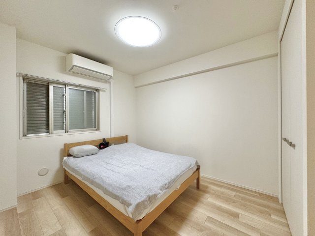 ユニハイム駒川中野レジデンスの洋室