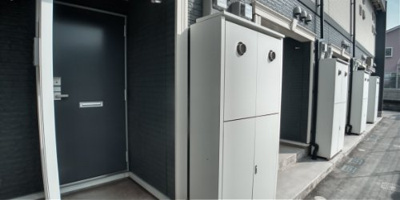 【玄関】 | レオネクスト日明 | 明るい玄関です