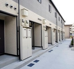 【その他】 | レオパレスＵＹ | 共用部分は清掃業者が清掃しております。