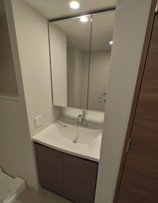 【洗面所】 | プラウドタワー平井 | 洗面台