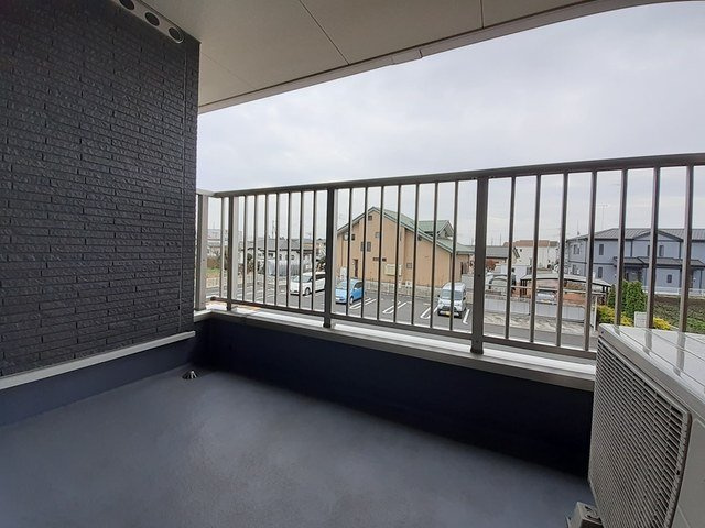 ファースト・リングⅤのバルコニー