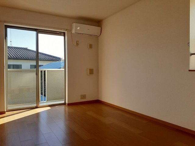 カーサ・アルドーレＢの居間・リビング