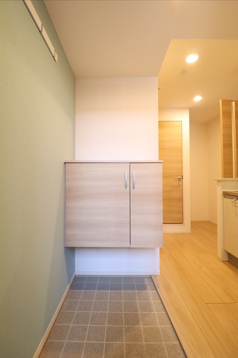 シャインピークス大和 Ｂの玄関|玄関