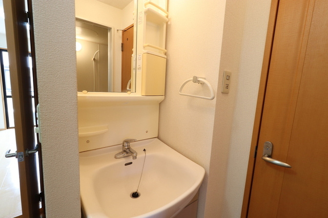 【洗面所】 | コーポラス羽屋A | 206　洗面所