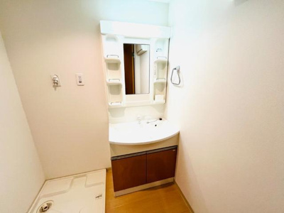 【洗面所】 | ピアクール | 洗髪洗面化粧台