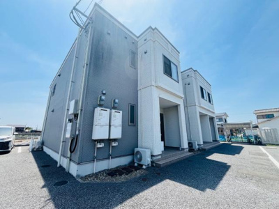 【エントランス】 | ピアクール | 外観写真（昼）