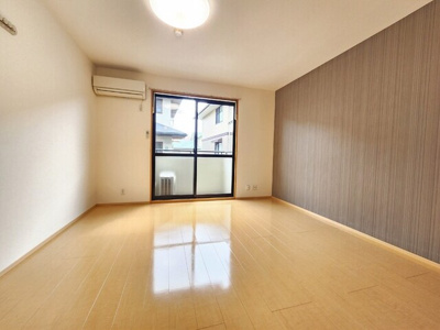 【内装】 | コーポラス羽屋A | 103　洋室