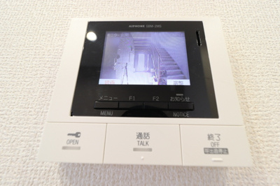 【その他】 | Cherie Maison明野(ｼｪﾘｰ ﾒｿﾞﾝ) | 102　モニタ付きインターホン