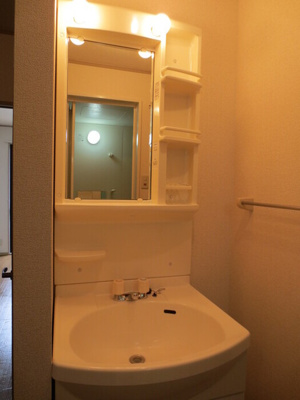 【洗面所】 | ヴィブレアトリオ