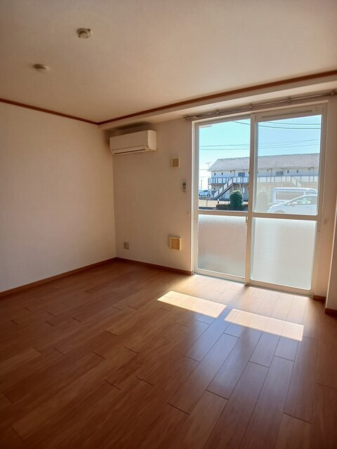 カリーノ・ローザＡの居間・リビング