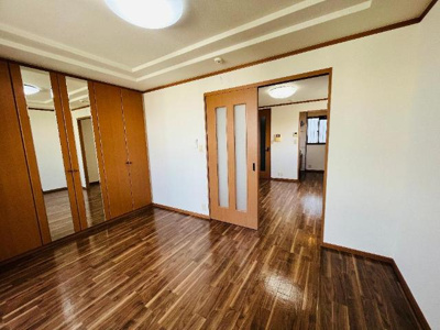 【内装】 | ムーンレインボー | 洋室