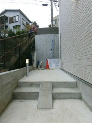 リブリ・溝ノ口のエントランス