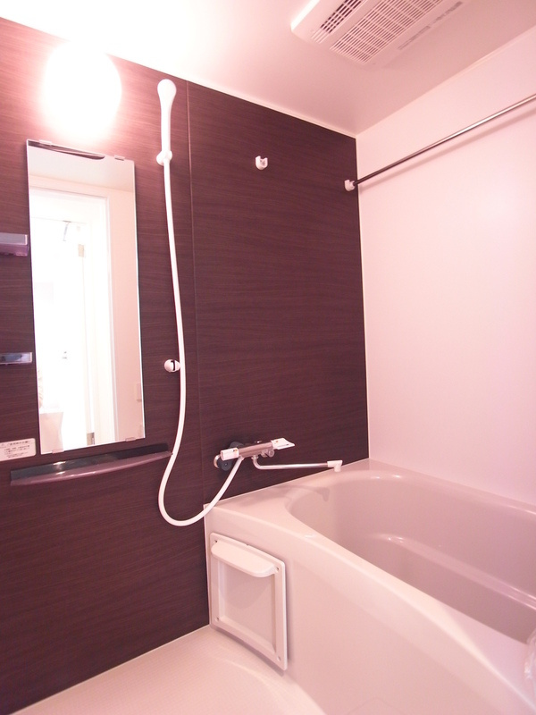 リブリ・東上野の浴室