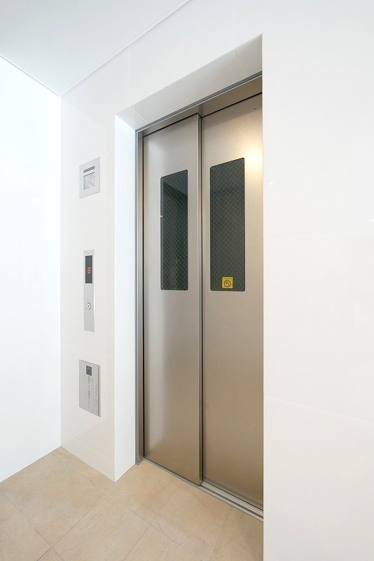 PREMIUM CUBE 両国DEUXの外観