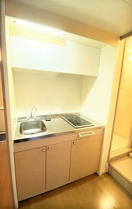 レオパレス二の宮Ｂのキッチン|電磁調理器