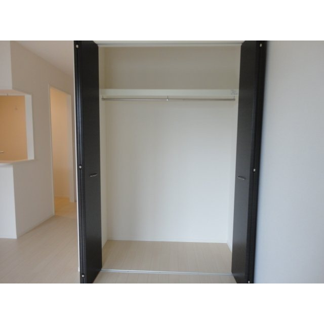 ＥＳＰＯＩＲ１５の収納|クローゼット