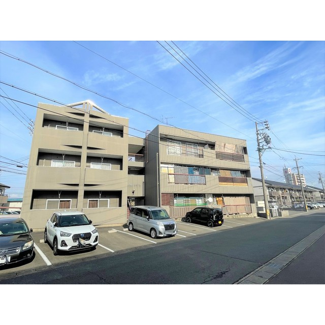岐購ハイツの駐車場
