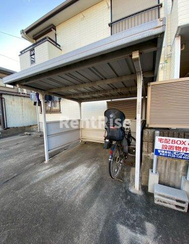 コーポなすⅡの駐車場