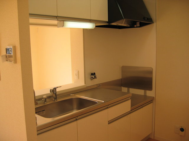 コンフォート東福寺Ｃのキッチン