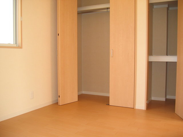 コンフォート東福寺Ｃの居間・リビング