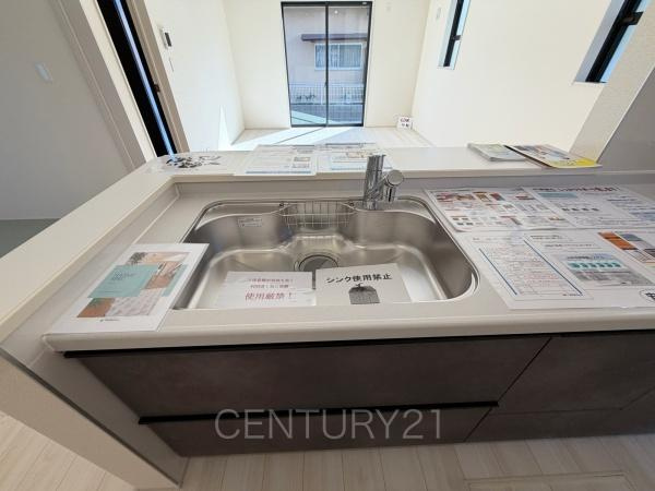 前橋市大利根町第7 2号棟のキッチン|浄水器付きです。