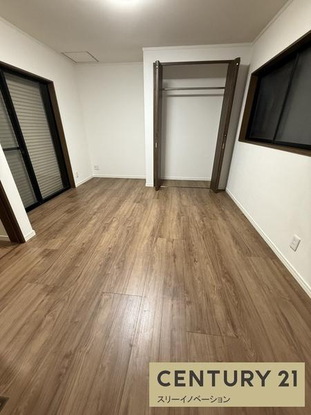 市岡元町２丁目中古戸建の洋室