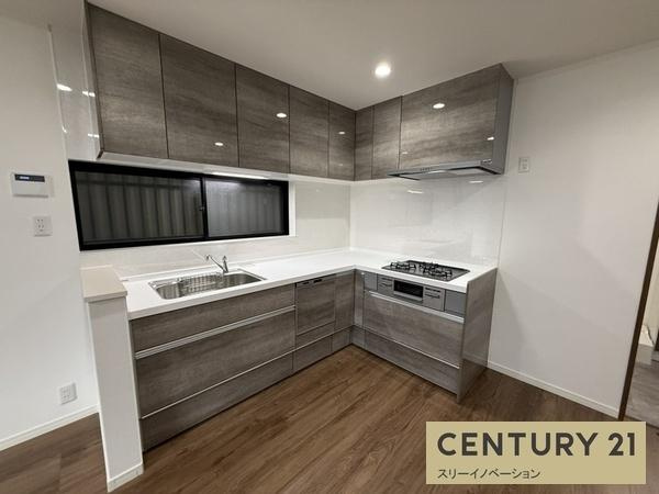 市岡元町２丁目中古戸建のキッチン