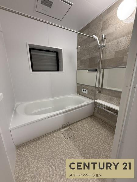 市岡元町２丁目中古戸建の浴室