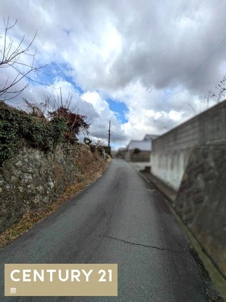 かつらぎ町妙寺　土地の前面道路含む現地写真