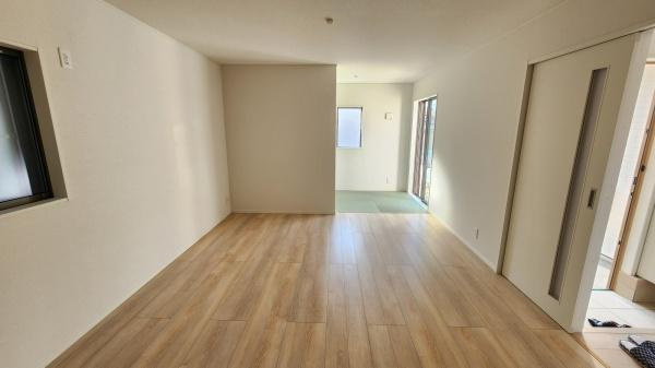 【居間・リビング】