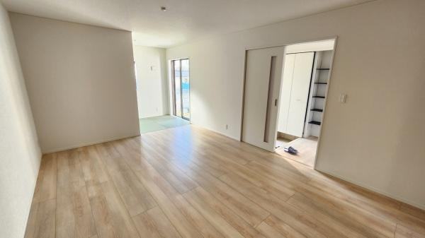 【居間・リビング】