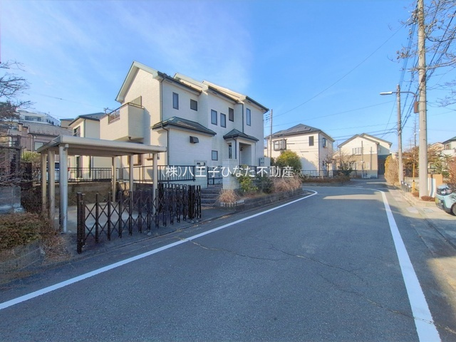 祝成約　八王子市　館町　中古戸建の前面道路含む現地写真|～仲介手数料無料☆八王子ひなた不動産～八王子館町　中古戸建