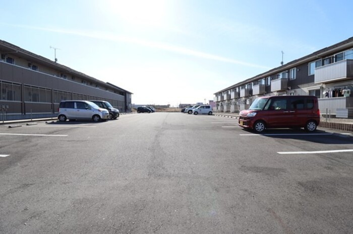 メイプルの駐車場|駐車場