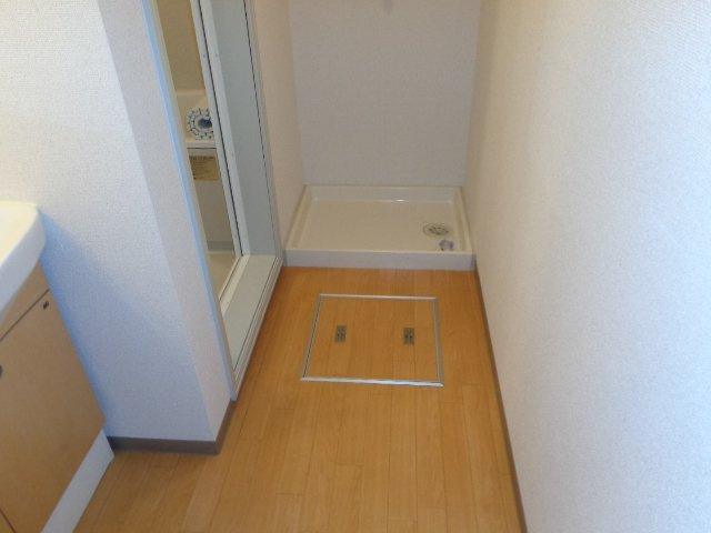 マルベリーＮのその他|洗濯機置場