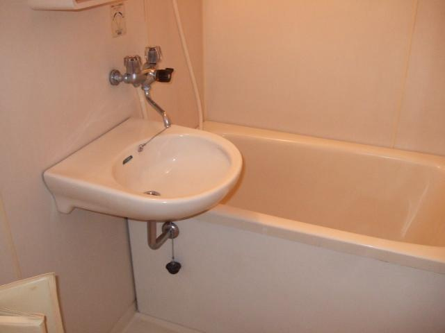 メゾンスヌーピーの浴室