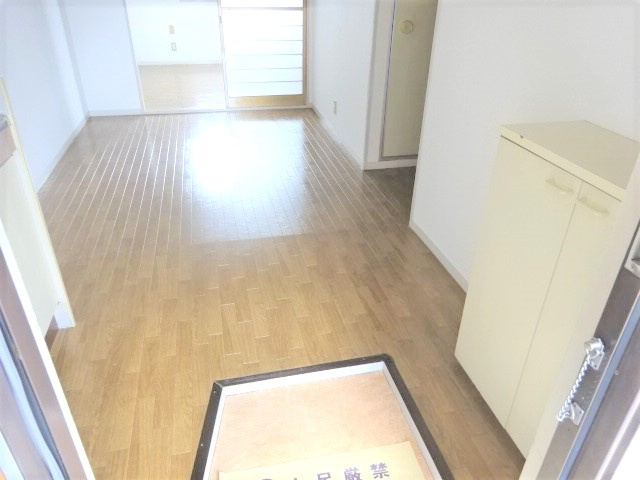 メゾンスヌーピーの玄関