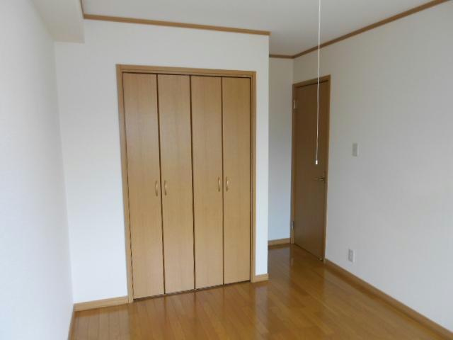 セレーノ壱番館の洋室